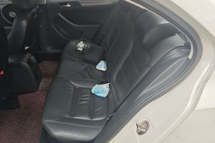 Used Volkswagen Sagitar 2012 1.6L Automatic Fashion Edition Left Rear Seat