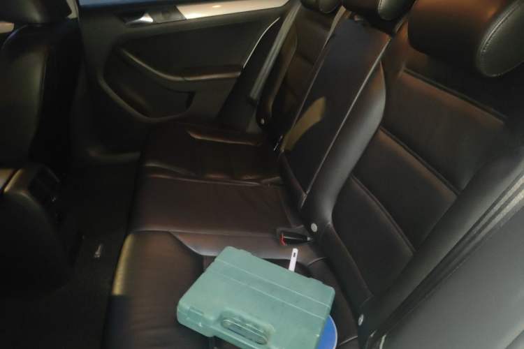 Used Volkswagen Sagitar 2012 1.4TSI Automatic Luxury Edition Left Rear Seat