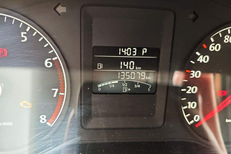 Used Volkswagen Sagitar 2012 1.6L Automatic Comfort Edition Odometer Close Up