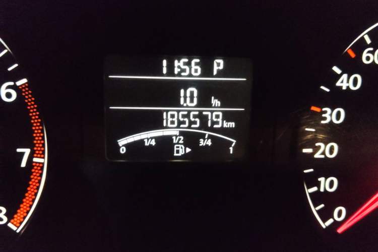 Used Volkswagen Sagitar 2012 1.6L Automatic Comfort Edition Odometer Close Up