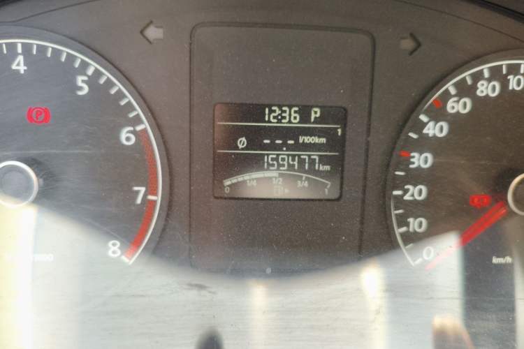 Used Volkswagen Sagitar 2012 1.6L Automatic Comfort Edition Odometer Close Up