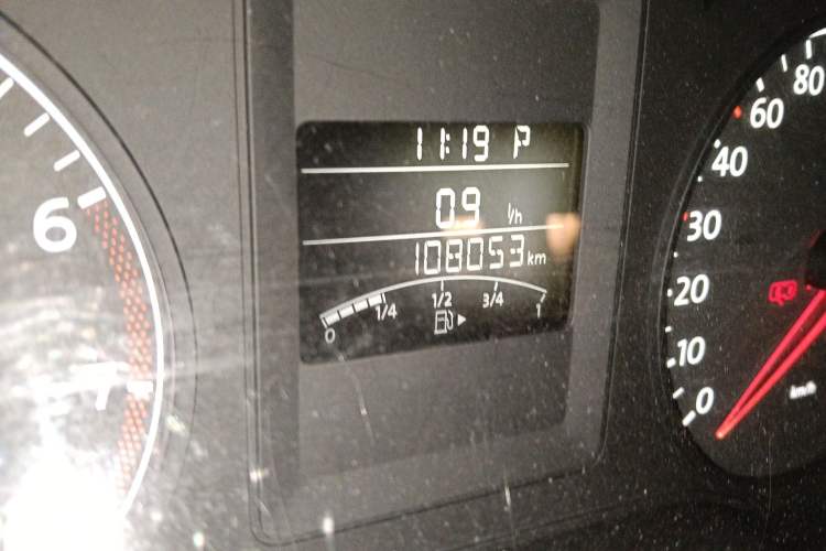 Used Volkswagen Sagitar 2012 1.6L Automatic Comfort Edition Odometer Close Up