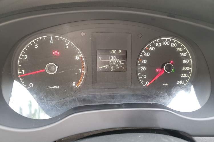 Used Volkswagen Sagitar 2012 1.6L Automatic Comfort Edition Odometer Close Up
