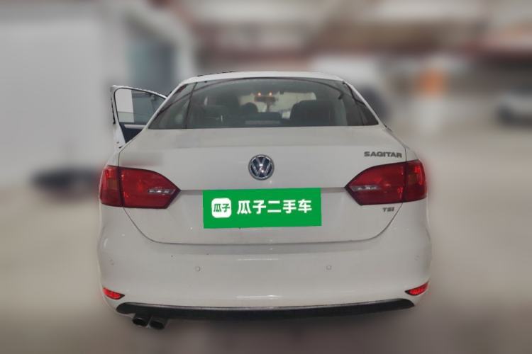 Used Volkswagen Sagitar 2012 1.4TSI Manual Luxury Model Rear