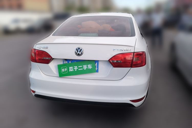 Used Volkswagen Sagitar 2012 1.6L Automatic Fashion Edition Rear