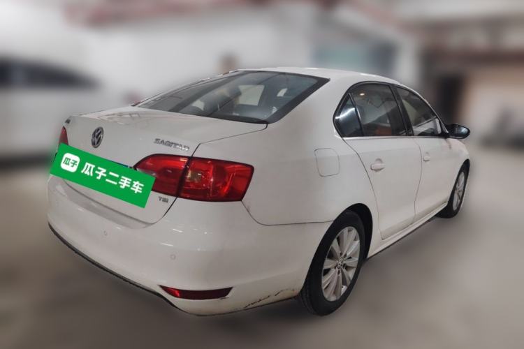 Used Volkswagen Sagitar 2012 1.4TSI Manual Luxury Model Rear Right 45 Deg
