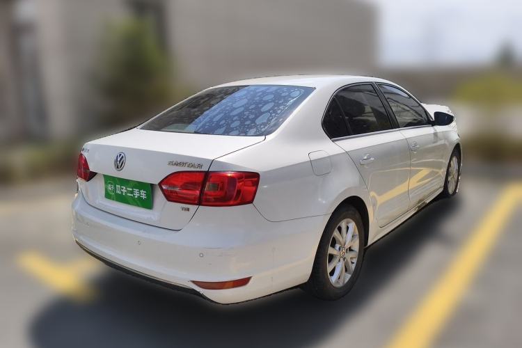 Used Volkswagen Sagitar 2012 1.4TSI Manual Luxury Model Rear Right 45 Deg