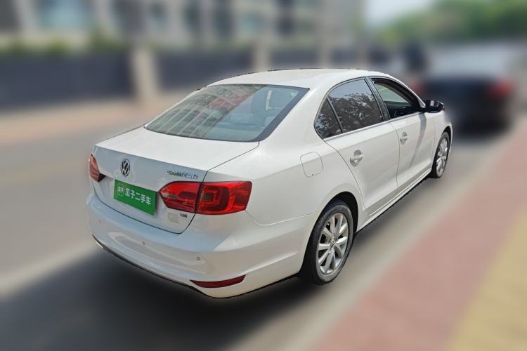 Used Volkswagen Sagitar 2012 1.4TSI Manual Luxury Model Rear Right 45 Deg