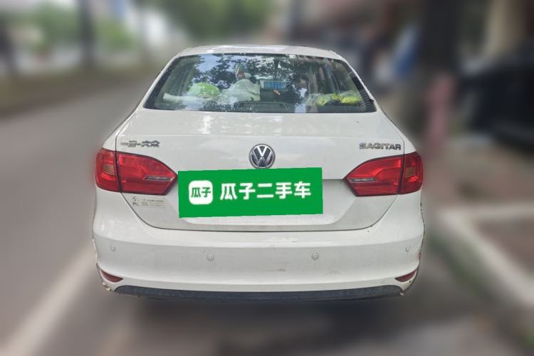 Used Volkswagen Sagitar 2012 1.6L Automatic Fashion Edition Rear