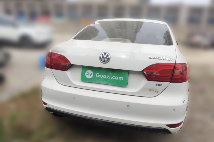Used Volkswagen Sagitar 2012 1.4TSI Automatic Luxury Edition Rear