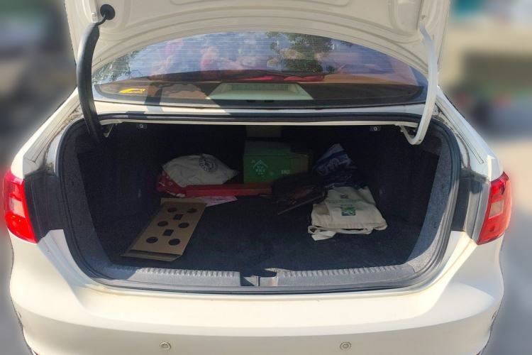 Used Volkswagen Sagitar 2012 1.6L Automatic Comfort Edition Trunk