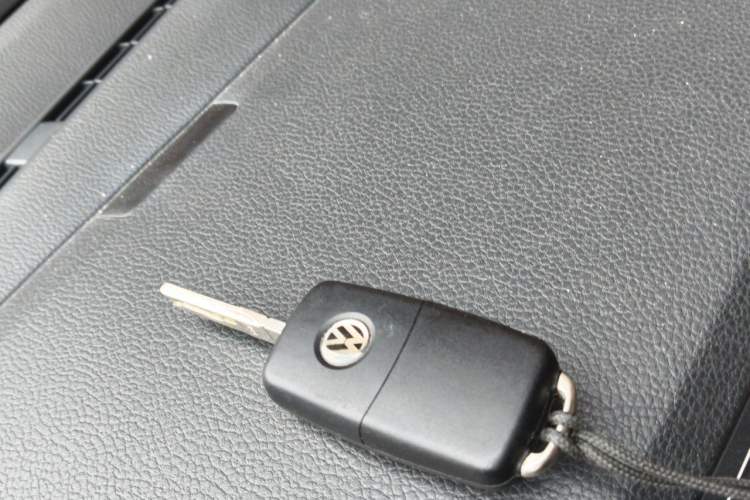 Used Volkswagen Sagitar 2012 1.4TSI Manual Luxury Model Vehicle Key