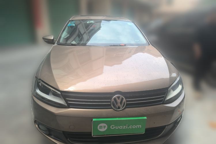 Used Volkswagen Sagitar 2012 1.6L Automatic Fashion Edition Front