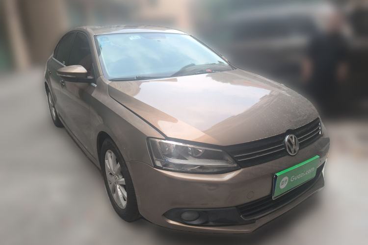 Used Volkswagen Sagitar 2012 1.6L Automatic Fashion Edition Front Right 45 Deg