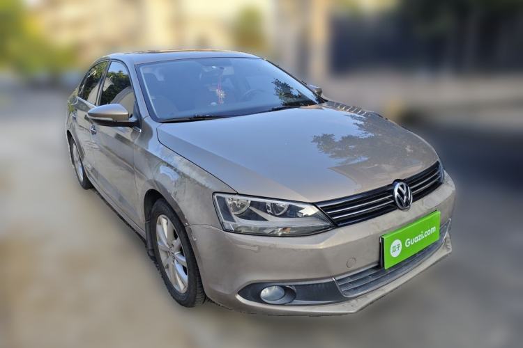 Used Volkswagen Sagitar 2012 1.6L Automatic Comfort Edition Front Right 45 Deg