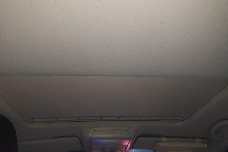 Used Volkswagen Sagitar 2012 1.6L Automatic Comfort Edition Headliner