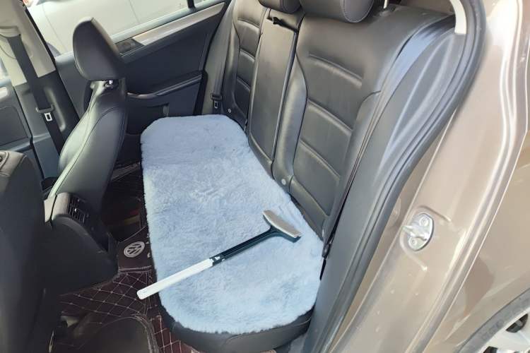 Used Volkswagen Sagitar 2012 1.4TSI Automatic Luxury Edition Left Rear Seat