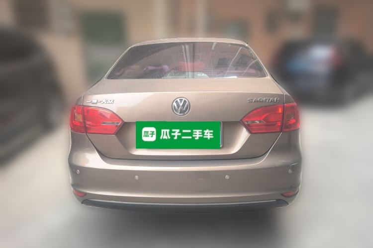 Used Volkswagen Sagitar 2012 1.6L Automatic Fashion Edition Rear