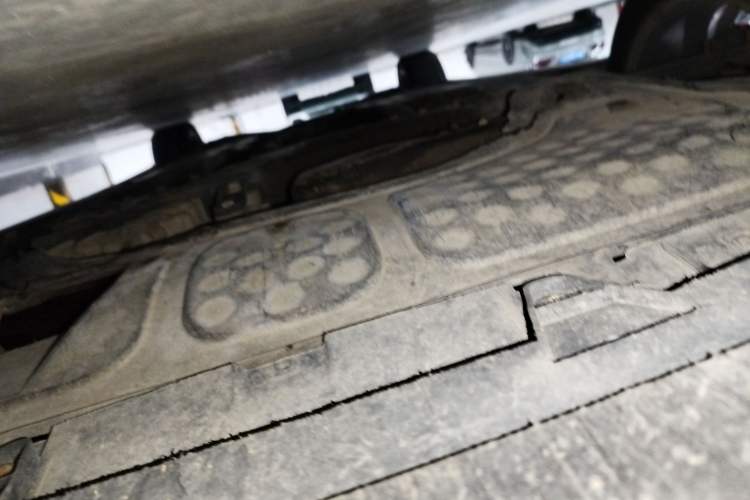 Used Volkswagen Sagitar 2013 2.0 TSI GLI Chassis Front