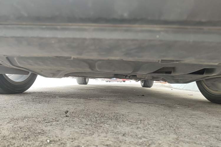 Used Volkswagen Sagitar 2013 2.0 TSI GLI Chassis Front