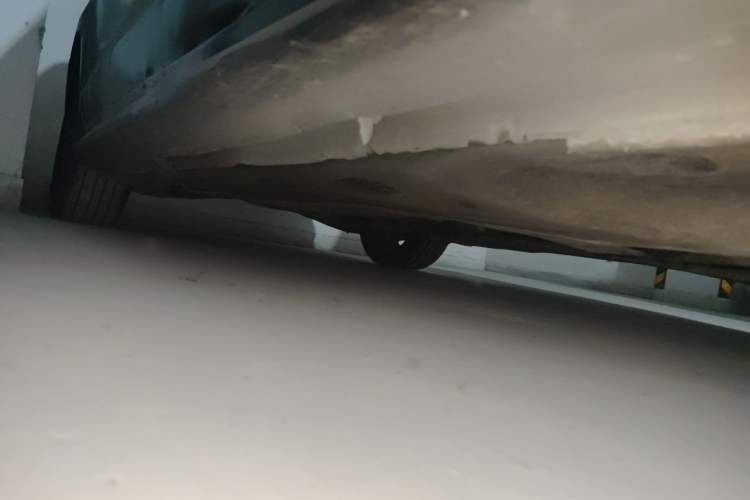 Used Volkswagen Sagitar 2013 2.0 TSI GLI Chassis Front Right