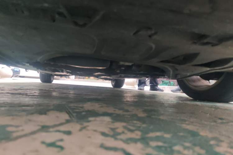 Used Volkswagen Sagitar 2013 2.0 TSI GLI Chassis Front