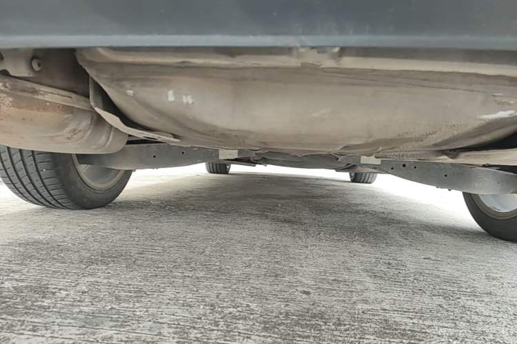 Used Volkswagen Sagitar 2013 2.0 TSI GLI Chassis Rear