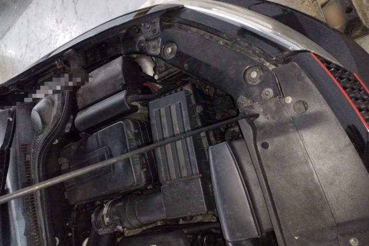 Used Volkswagen Sagitar 2013 2.0 TSI GLI Engine Bay Left