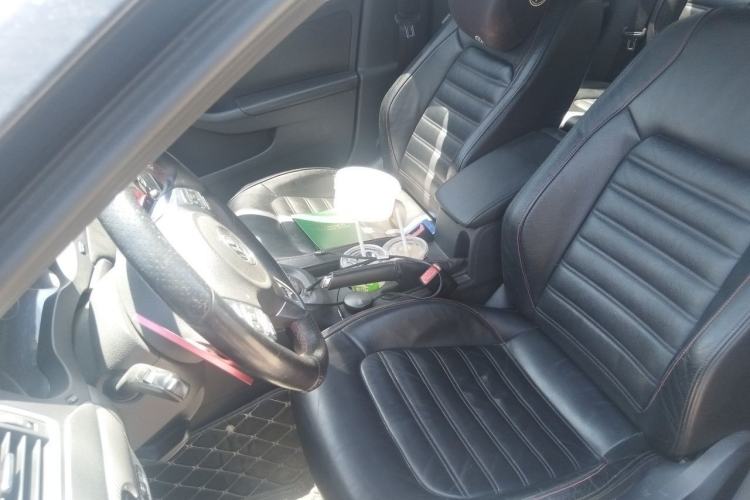 Used Volkswagen Sagitar 2013 2.0 TSI GLI Left Front Seat