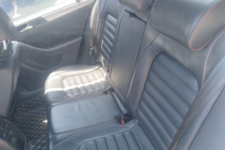 Used Volkswagen Sagitar 2013 2.0 TSI GLI Left Rear Seat