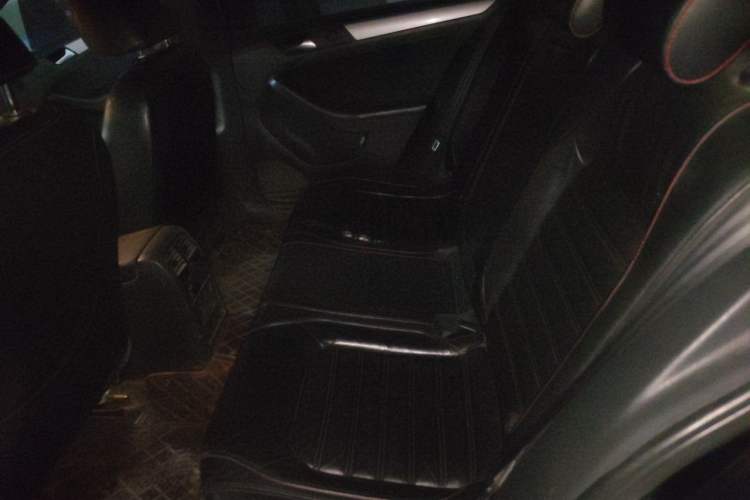 Used Volkswagen Sagitar 2013 2.0 TSI GLI Left Rear Seat