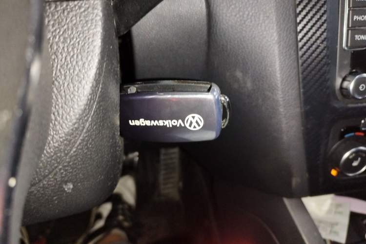 Used Volkswagen Sagitar 2013 2.0 TSI GLI Vehicle Key
