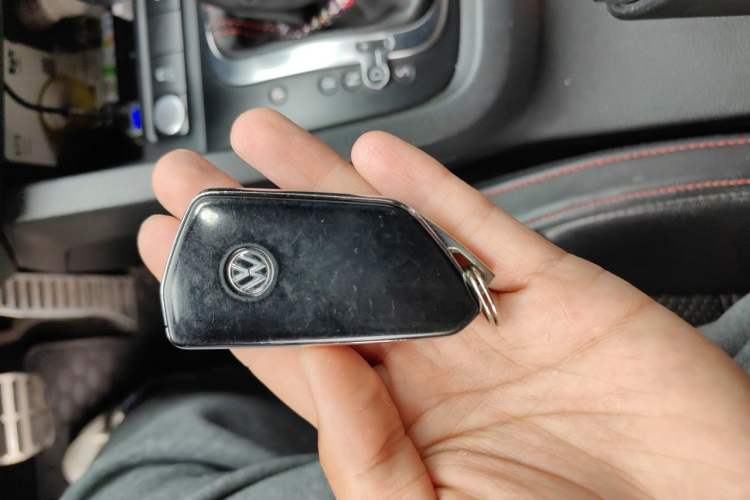 Used Volkswagen Sagitar 2013 2.0 TSI GLI Vehicle Key