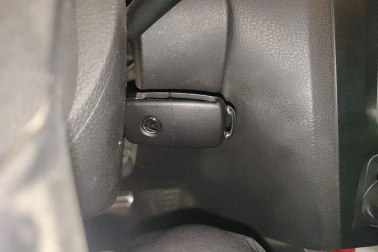 Used Volkswagen Sagitar 2013 2.0 TSI GLI Vehicle Key