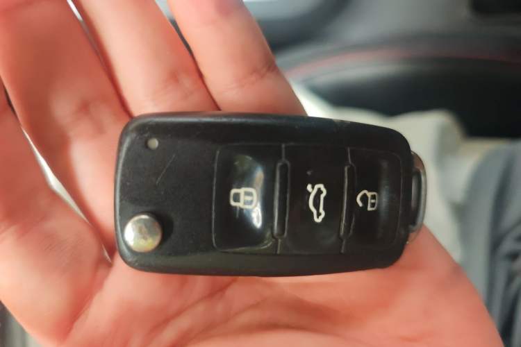 Used Volkswagen Sagitar 2013 2.0 TSI GLI Vehicle Key