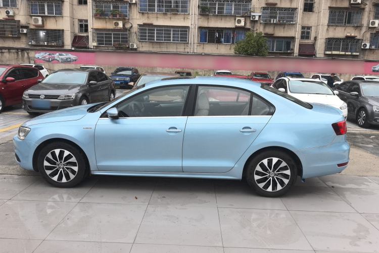 Used Volkswagen Sagitar 2013 1.4 TSI BlueMotion Edition Left Side
