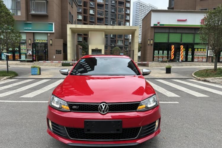 Used Volkswagen Sagitar 2013 2.0 TSI GLI Exterior 1