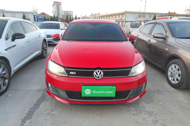 Used Volkswagen Sagitar 2013 2.0 TSI GLI Exterior 1
