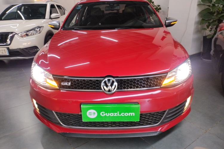 Used Volkswagen Sagitar 2013 2.0 TSI GLI Front
