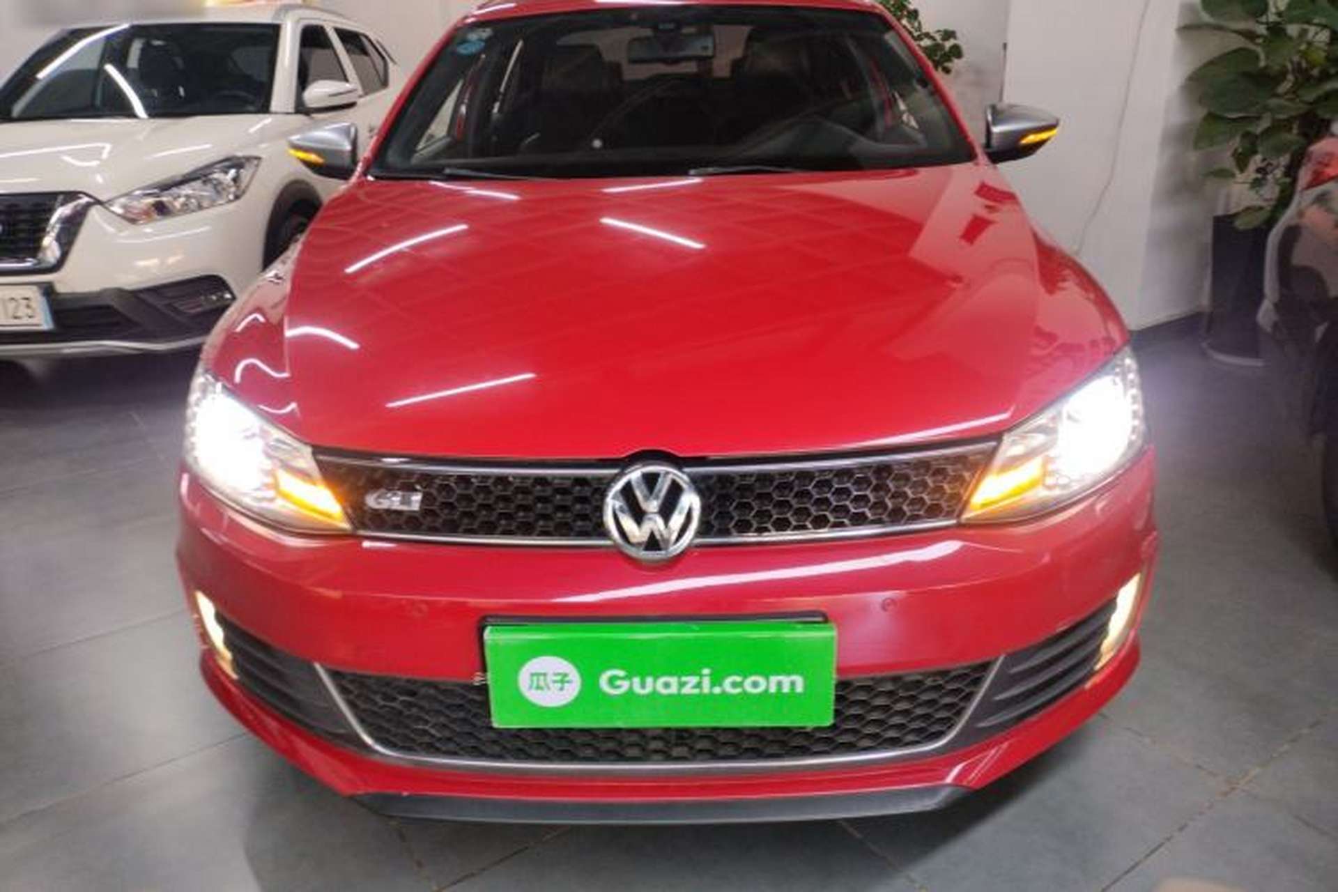 Used Volkswagen Sagitar 2013 2.0 TSI GLI Front