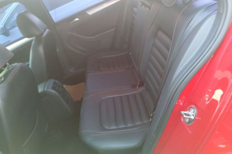 Used Volkswagen Sagitar 2013 2.0 TSI GLI Interior 4