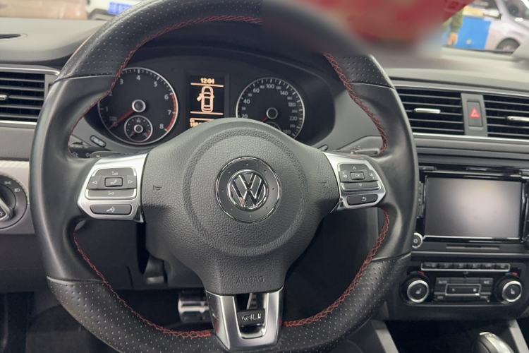 Used Volkswagen Sagitar 2013 2.0 TSI GLI Interior 6