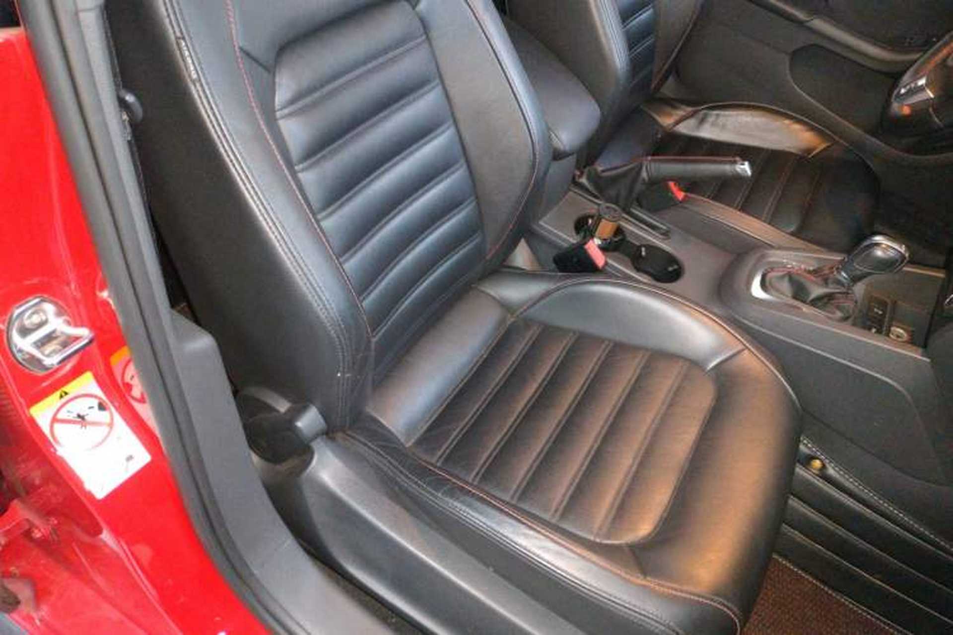 Used Volkswagen Sagitar 2013 2.0 TSI GLI Right Front Seat