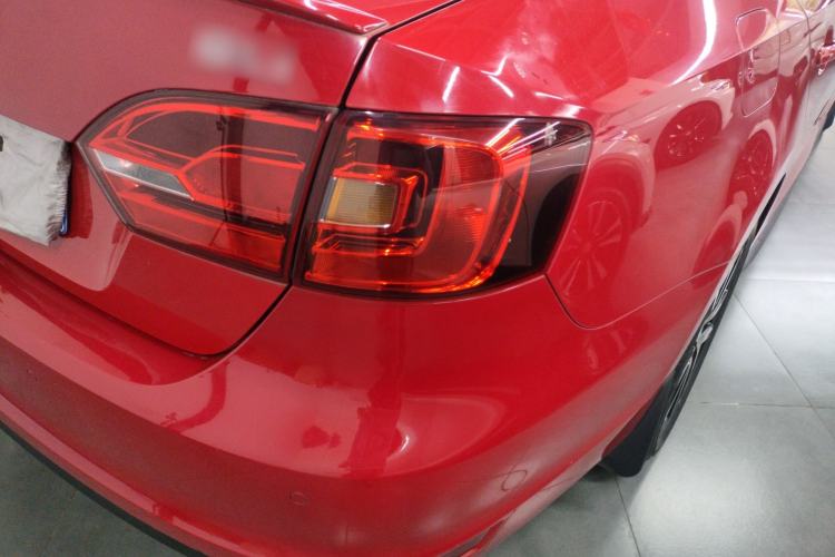 Used Volkswagen Sagitar 2013 2.0 TSI GLI Right Rear Taillight