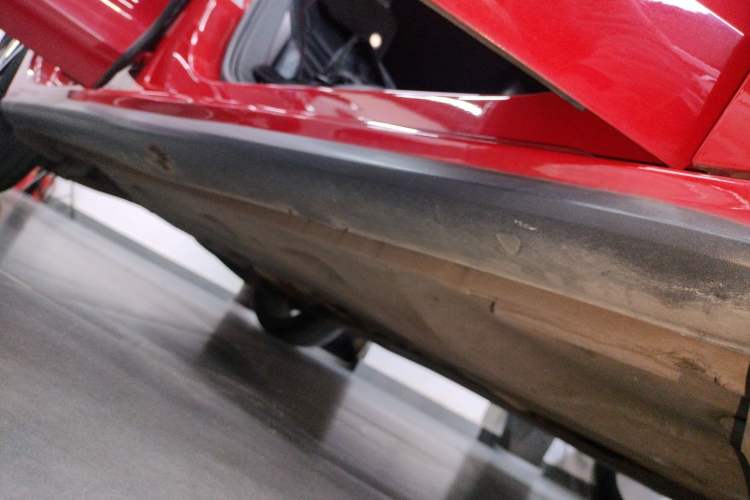Used Volkswagen Sagitar 2013 2.0 TSI GLI Right Side Sill