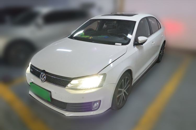 Used Volkswagen Sagitar 2013 2.0 TSI GLI Guazi used car, China used car export, Used car for sale, Used  cars, Cheapest cars for sale