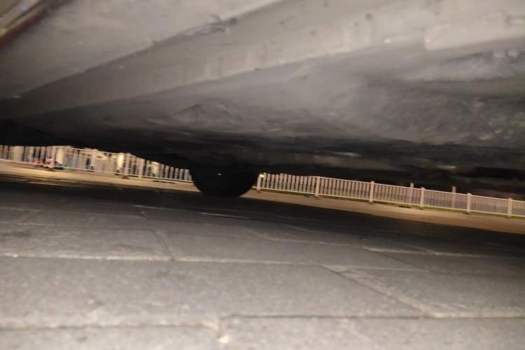 Used Volkswagen Sagitar 2013 2.0 TSI GLI Chassis Front Right