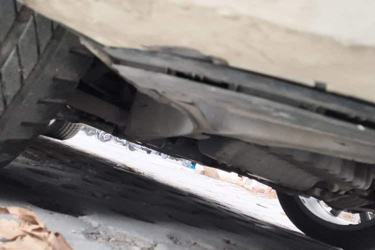 Used Volkswagen Sagitar 2013 2.0 TSI GLI Chassis Front Right