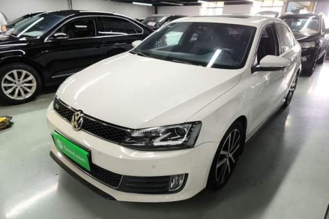 Used Volkswagen Sagitar 2013 2.0 TSI GLI