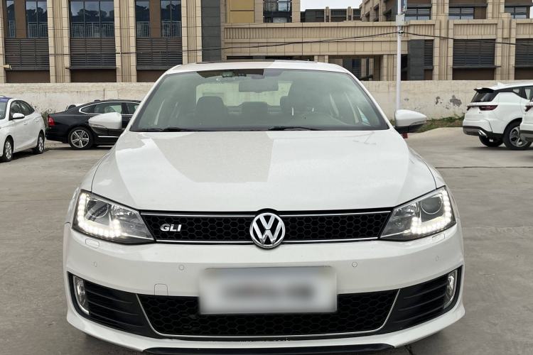 Used Volkswagen Sagitar 2013 2.0 TSI GLI Exterior 1